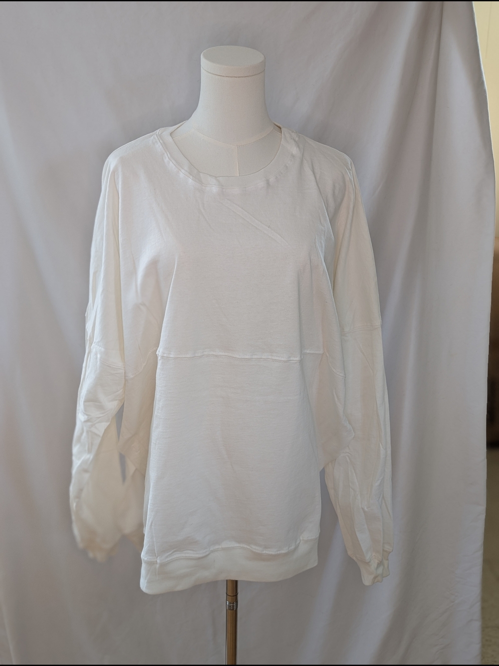 SPIRIT JERSEY Oversized Cream Sweatshirt  w/ Button Hole Sides Size XL NWOT